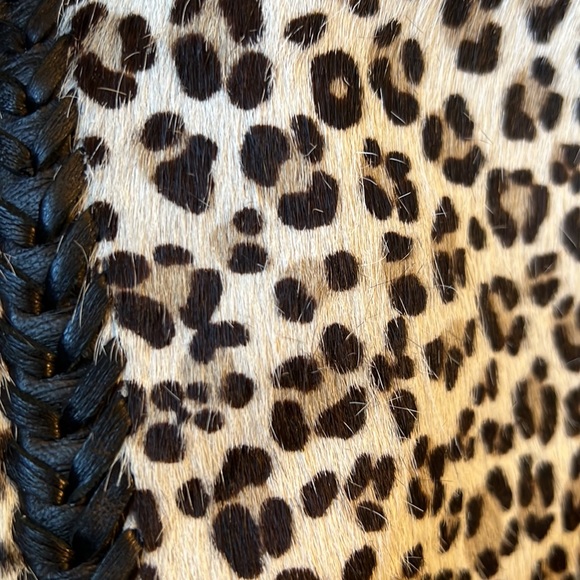 Ellie Tahari calf skin hobo bag - Picture 6 of 6